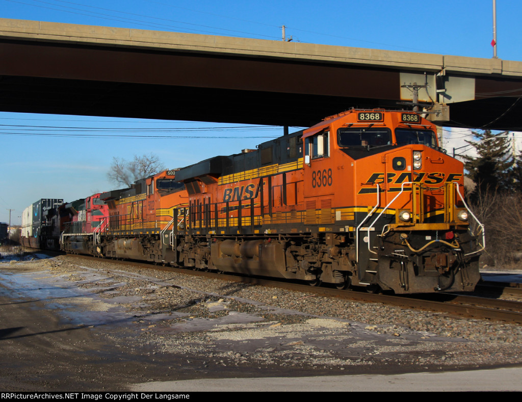 BNSF 8368